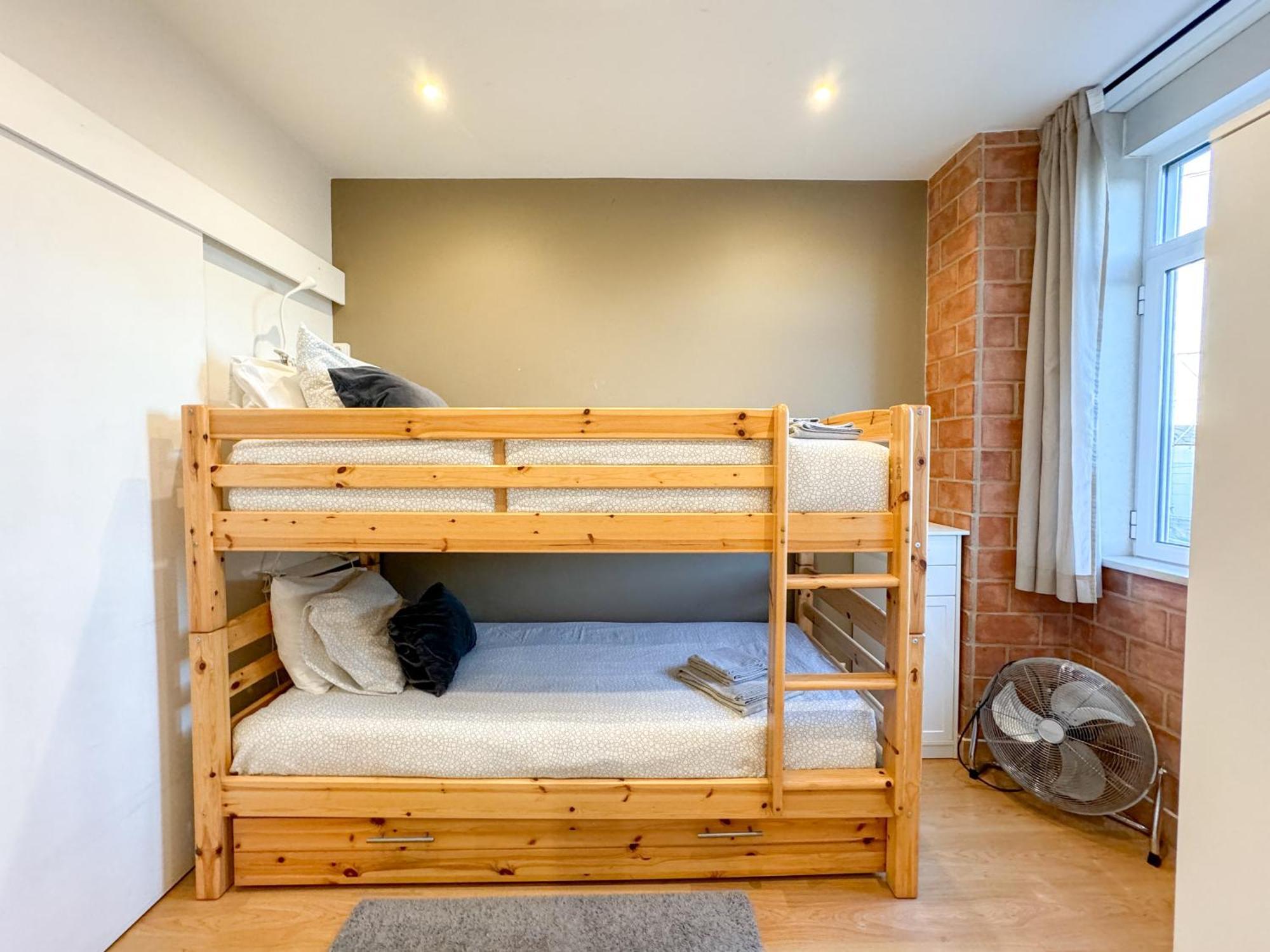 Апартаменты Quiet And Cozy, Easy Access To Lisbon Highlights #1880 Экстерьер фото